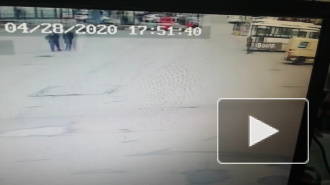 Маршрутное такси сбило пешехода в Мурино
