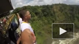 Эпичное видео от Уилла Смита: Сбылась его безумная 20-летняя мечта - он прыгнул на "тарзанке" в Зимбабве