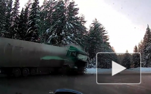 Смертельное ДТП с двумя фурами в Удмуртии попало на видео