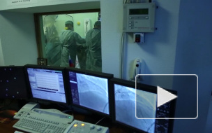 В Ломоносове женщина выжила после падения с пятого этажа, но скончалась в реанимации