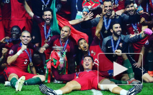 Травмированный Роналду следил за победой Португалии со скамейки