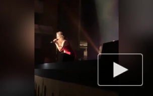 Блюзовой певице Бет Харт стало плохо во время концерта в Петербурге