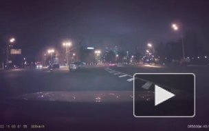 Полиция Москвы вычислила владельца авто, нагло дрифтовавшего вокруг сотрудника ДПС