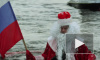 Дед Мороз не смог пролететь на флайборде у Петропавловской крепости