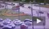 Видео: на Народной микроавтобус перевернулся после столкновения с легковым автомобилем
