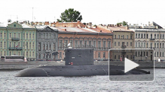 В центр Петербурга пришла только подводная лодка