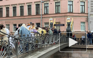 В Петербурге прошел флэшмоб "#ТОЛЬКОБЕЗРУК"
