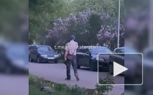 В Набережных Челнах задержали гуляющего с ружьем мужчину