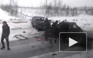 В сети появилось видео жутких последствий смертельной аварии под Нижневартовском