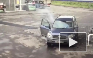 В Воронеже в руках у девушки взорвался телефон