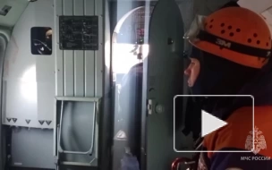 Вертолет МЧС вылетел в район озера Светлое на поиски туристов с обморожением