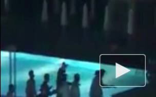 Массовая драка туристов из России и работников Турецкого отеля попала на видео
