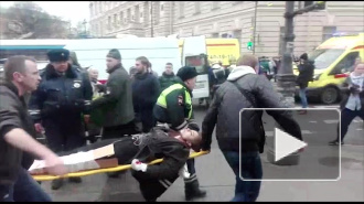 В крайне тяжелом состоянии остается один пострадавший при взрыве в метро Петербурга