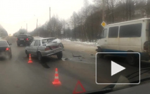 В Сети появилось видео аварии с микроавтобусом в Брянске