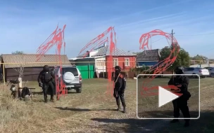 Полиция перекрыла село Волчанское, где напавший на полицию в Лисках заминировал свой дом