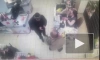 Драка двух посетителей магазина в Ленобласти попала на видео