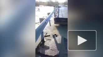 Под Волгоградом из-за прорыва бесхозной дамбы затоплена дорога к селу