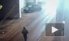 В Москве женщина отобрала нож у грабителя на парковке