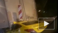 Появилось видео с места ДТП в Москве: такси с пассажиром ...