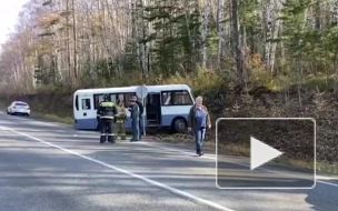 Четыре человека попали в больницу после ДТП с автобусом под Иркутском