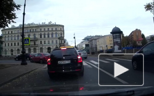 Агрессивного водителя, сбросившего пешехода в Крюков канал, ждет суд