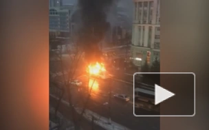В центре Саранска загорелся автобус