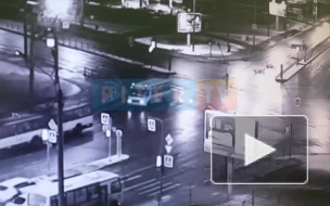 Две машины столкнулись на пересечении Маршала Жукова и Ленинского проспекта 