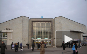 Станцию метро "Улица Дыбенко" закрывали из-за сообщения о бомбе