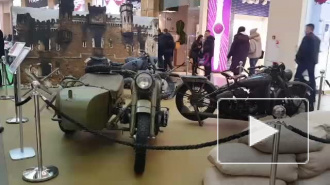Петербуржцев заинтересовали раритетные мотоциклы в ТЦ "Галерея"