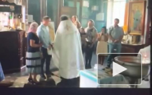 Жительница Гатчины рассказала об "экстремальном" крещении ребенка