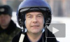 Видео: полет Медведева на вертолете обернулся курьезом