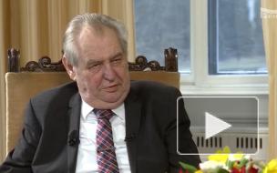 Президент Чехии попросил Путина о поставках вакцины "Спутник V"