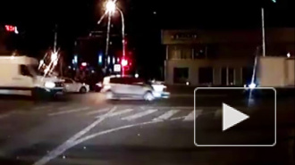 Жуткое видео из Краснодара: байкер протаранил авто