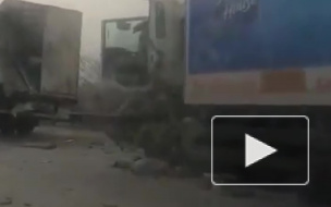 Видео из Ставрополя: фура протаранила большегруз