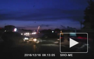 Очевидец снял лобовое столкновение в Лянторе