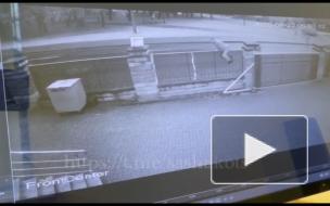 Неизвестные пытались проникнуть в здание посольства Ливии в Минске