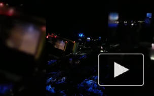 Видео: в Эстонии перевернулся автобус из Петербурга