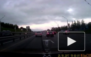 Отлетели тапки: В Уфе легковушка сбила пешехода