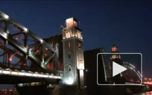 В четверг ночью в Петербурге разведут пять мостов