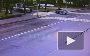 В Пушкине эвакуатор на скорости протаранил легковушку 