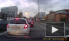 Видео: На Кантемировском мосту троллейбус оборвал провода