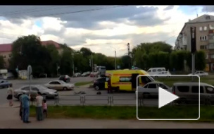 Видео. Скорая с умирающей велосипедисткой сбила другую велосипедистку