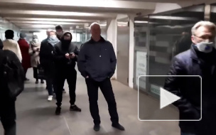 Собянин прокомментировал очереди в метро из-за пропускного режима
