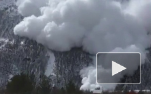 Ужасающее видео: при сходе лавины погибли 4 человека